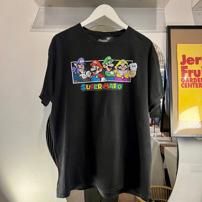 海外公式 スーパーマリオ Tシャツ