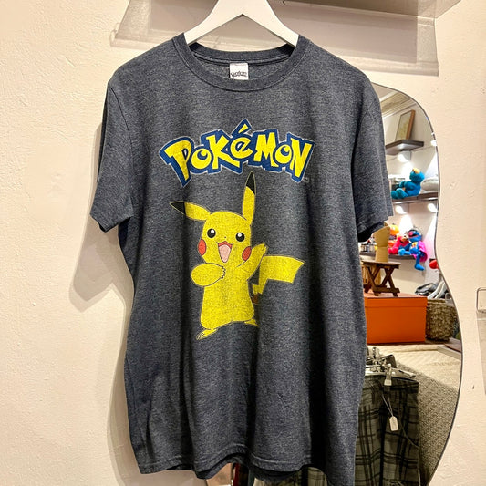 海外公式 ポケモン ピカチュウT